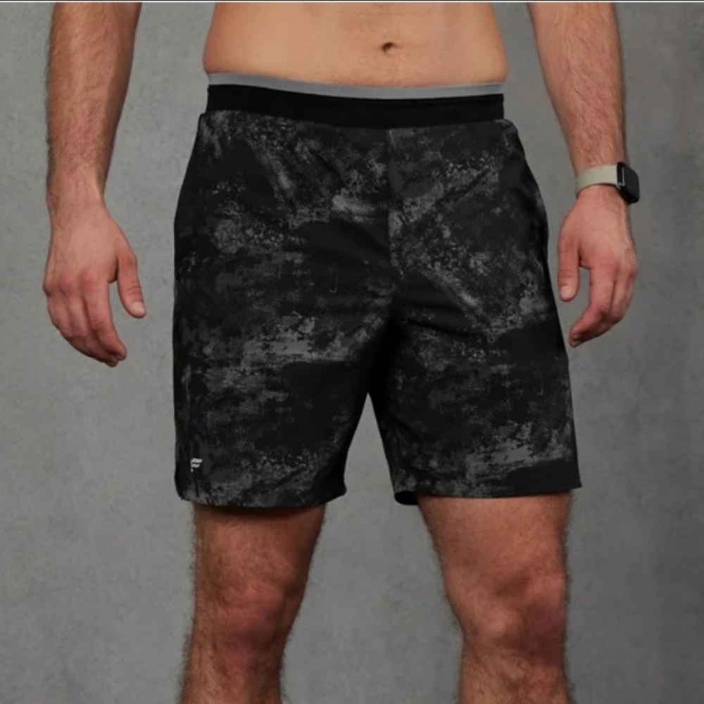 Fabletics NWT The 7" Fundamental Short II